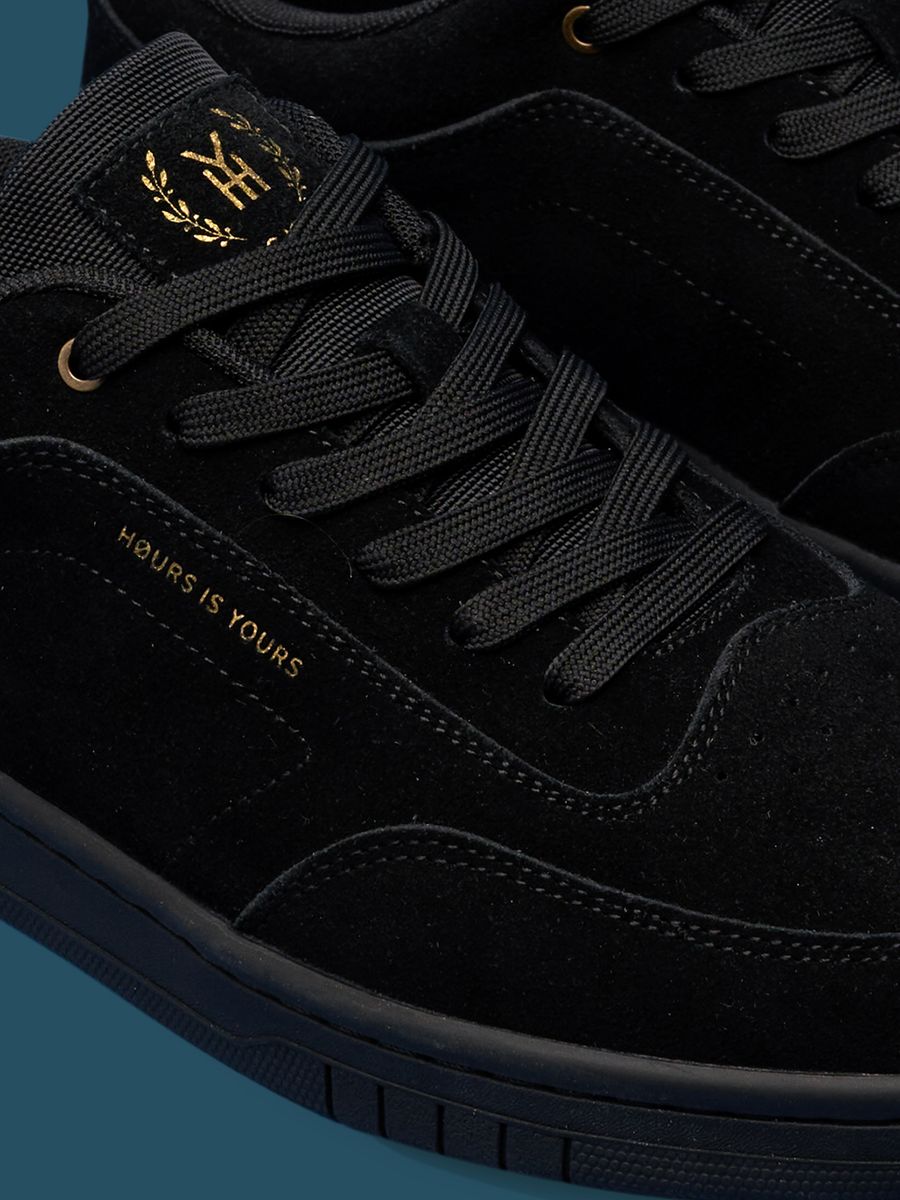 Hours Is Yours | Herman 3 - Blackout