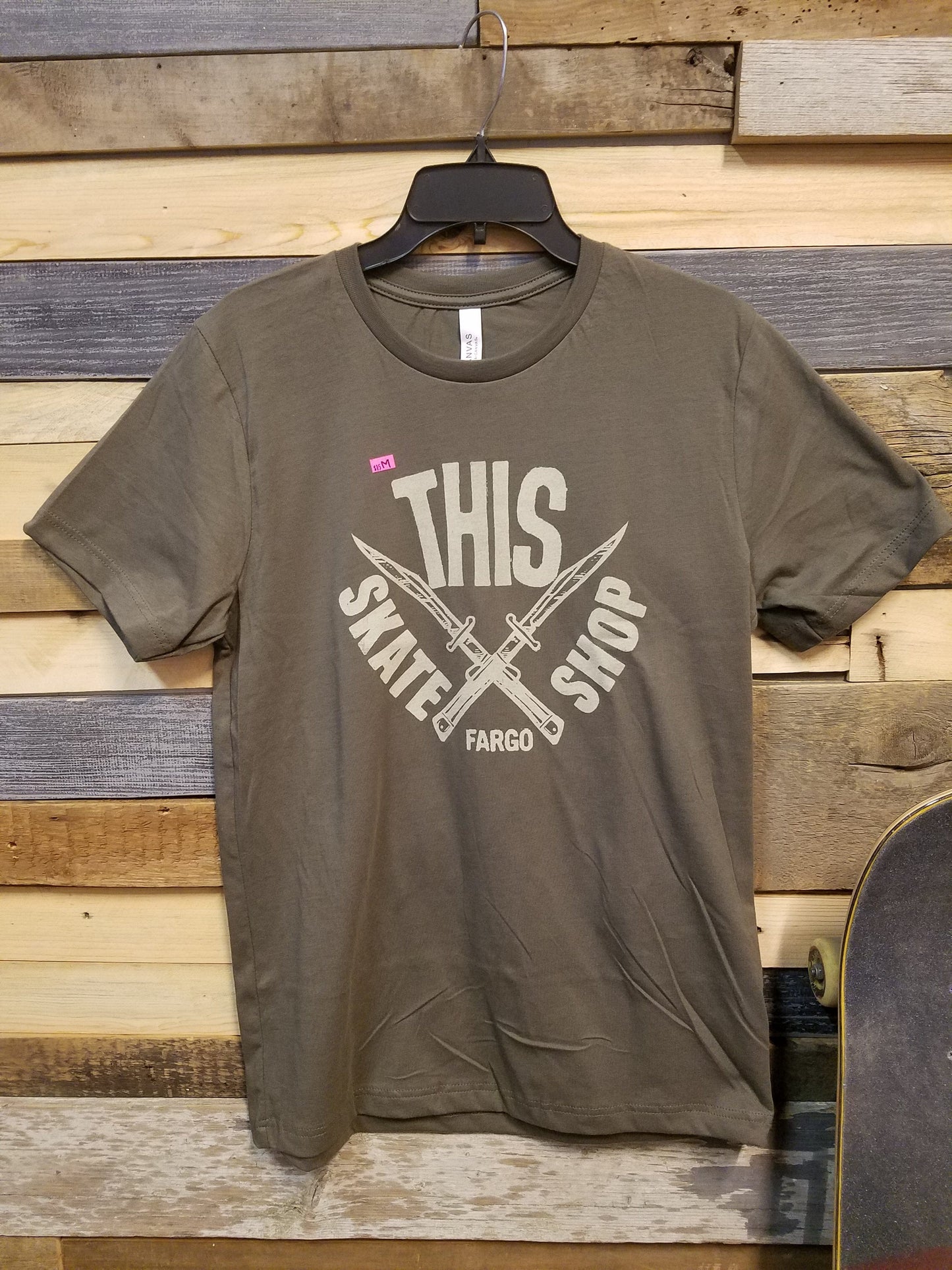 THIS - Classic Daggers Shirt - Army Green?