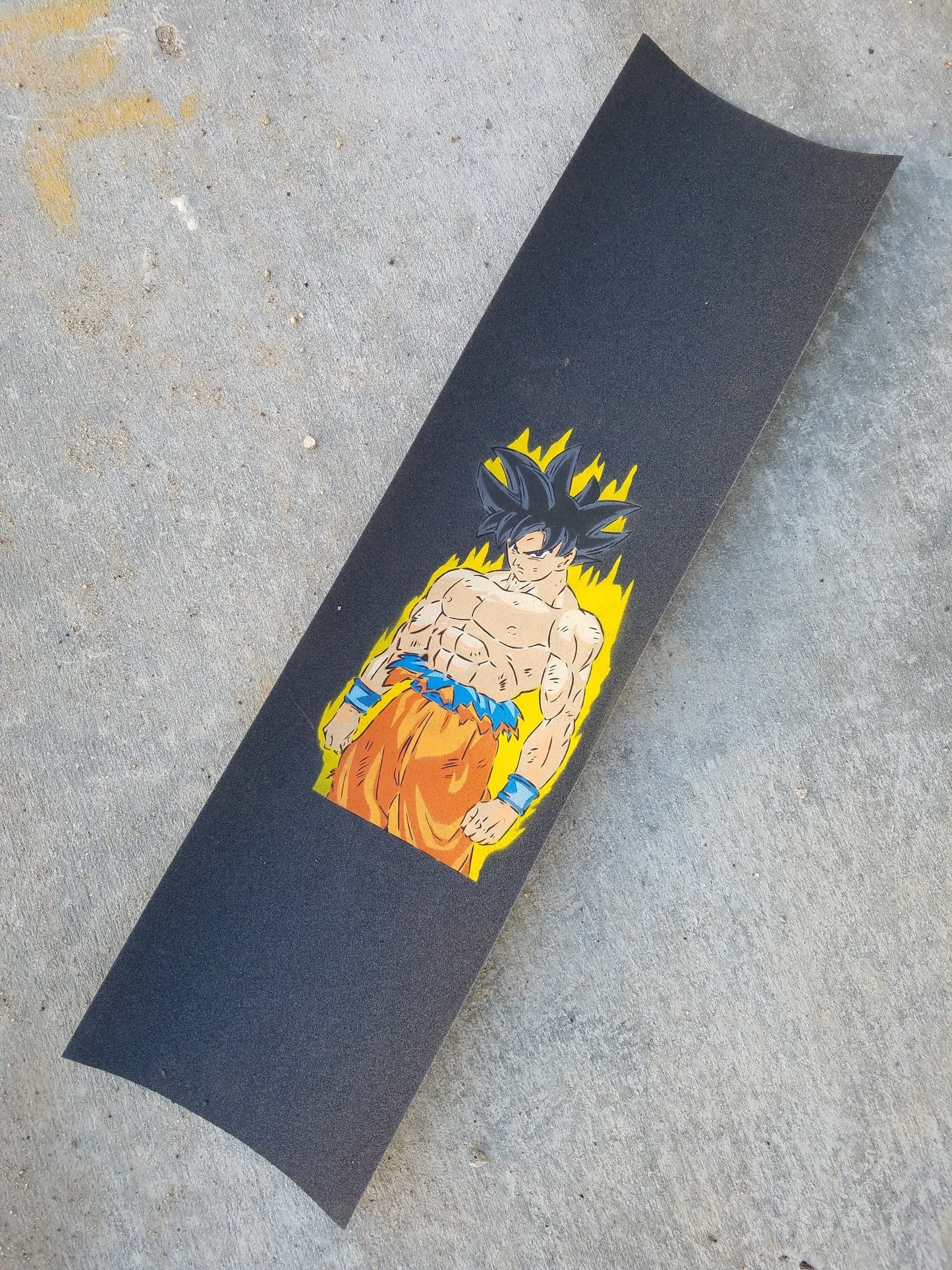 Stenciled Grip - Goku (Dragonball Z)