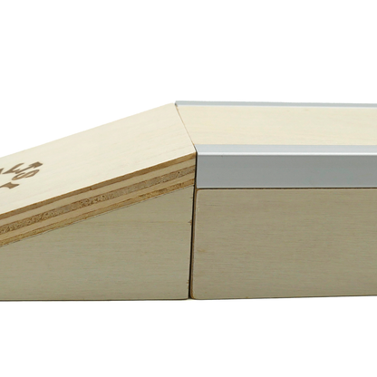Slushcult | Classic Kicker Fingerboard Ramp