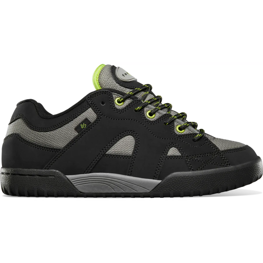 eS Shoes THIS Skateshop