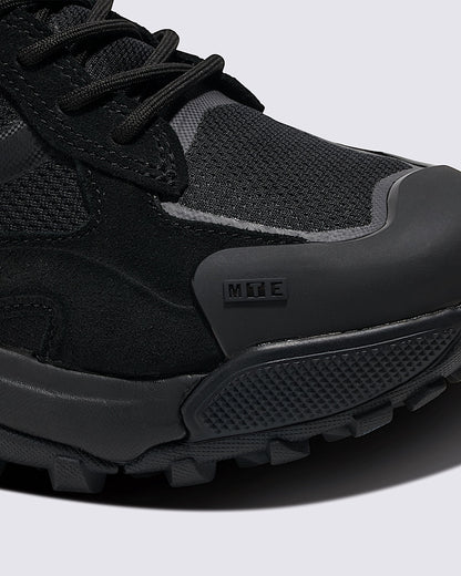 Vans | MTE Crestline Adv Gore-Tex Insulated Boots - Black/Black