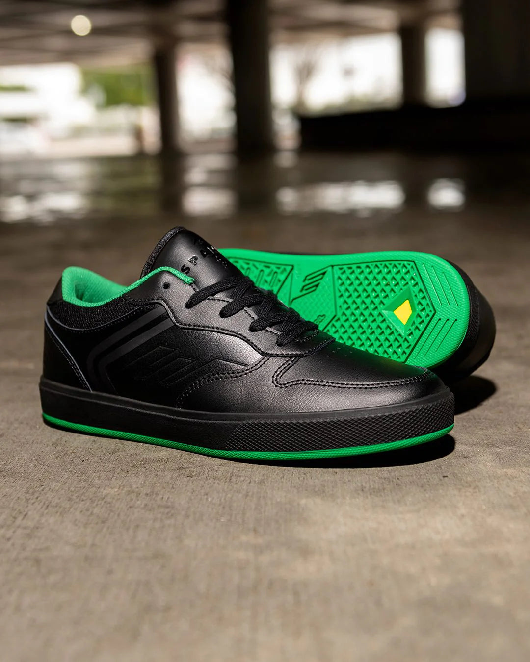 Emerica shake junt shoes sales