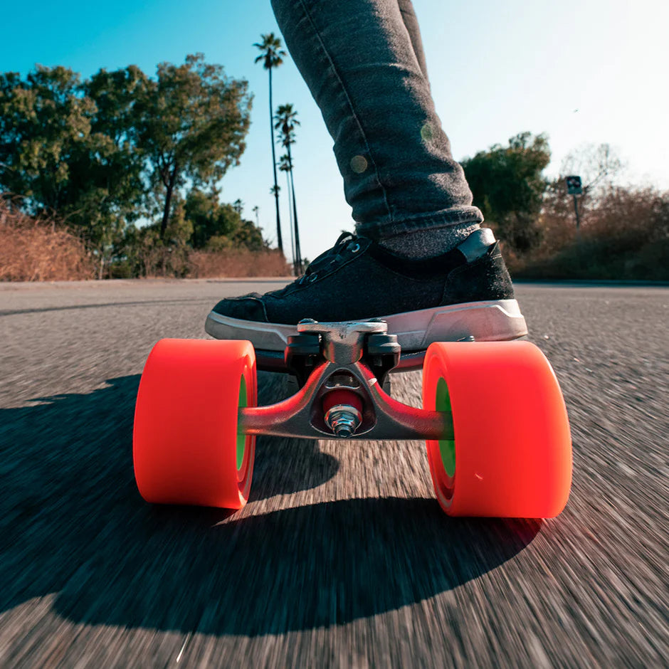 Loaded | 33" Fathom Complete - 105mm/80a Dad Bod Wheels - Distance And Commuting
