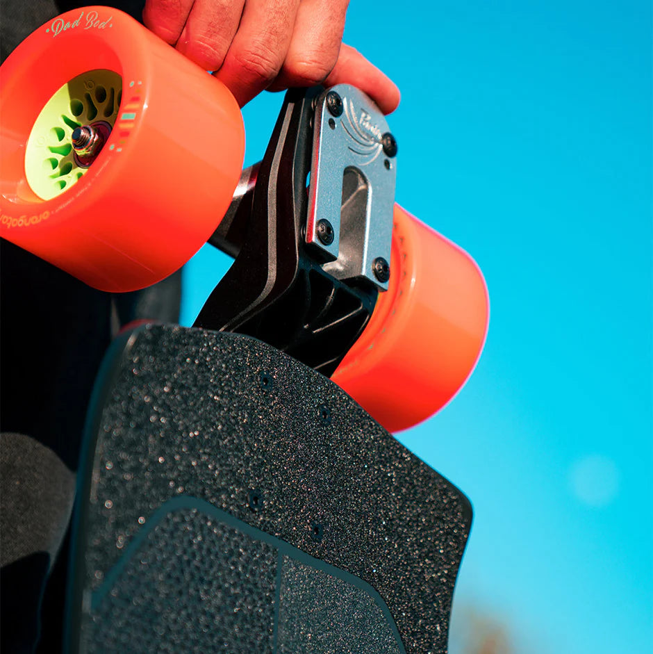 Loaded | 33" Fathom Complete - 105mm/80a Dad Bod Wheels - Distance And Commuting