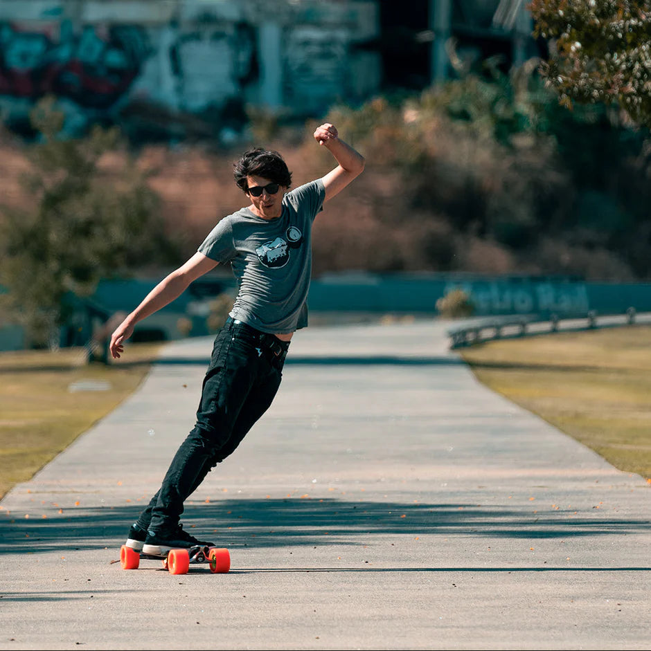 Loaded | 33" Fathom Complete - 105mm/80a Dad Bod Wheels - Distance And Commuting