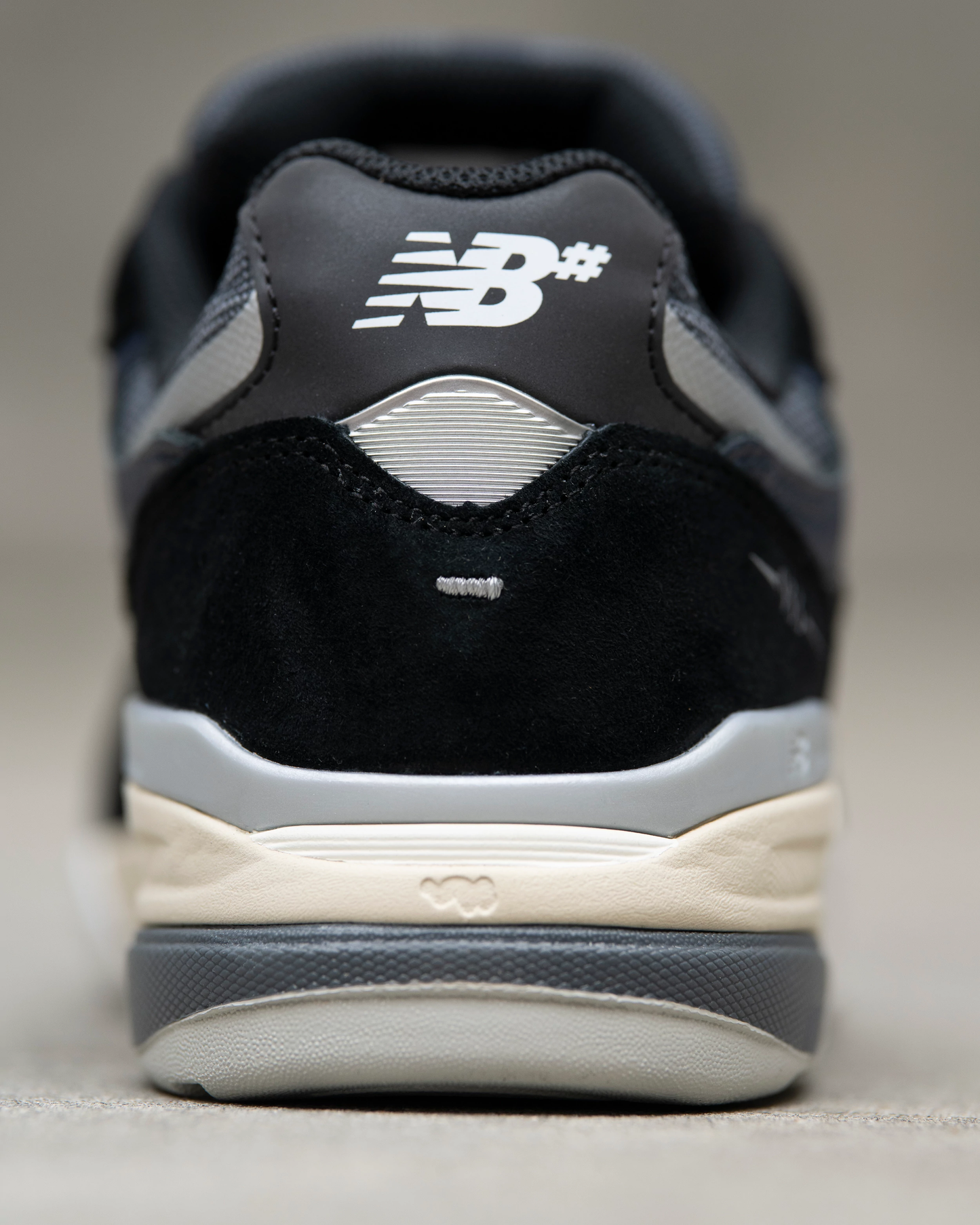 New Balance | Numeric Andrew Reynolds 933 - Black/Blue (WIDE)