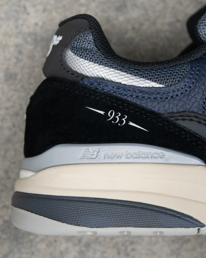 New Balance | Numeric Andrew Reynolds 933 - Black/Blue (WIDE)