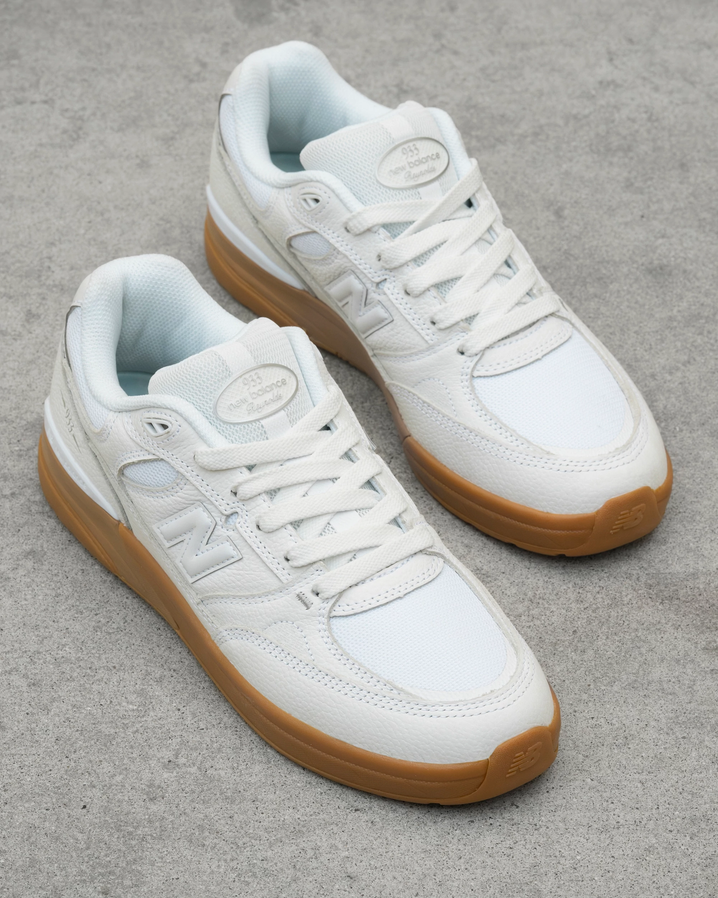 New Balance | Numeric Andrew Reynolds 933 - White/Gum (WIDE)