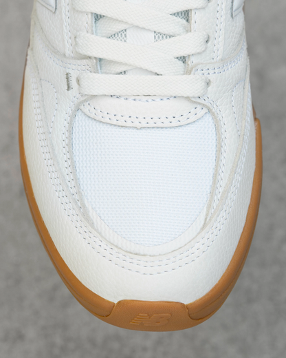New Balance | Numeric Andrew Reynolds 933 - White/Gum (WIDE)