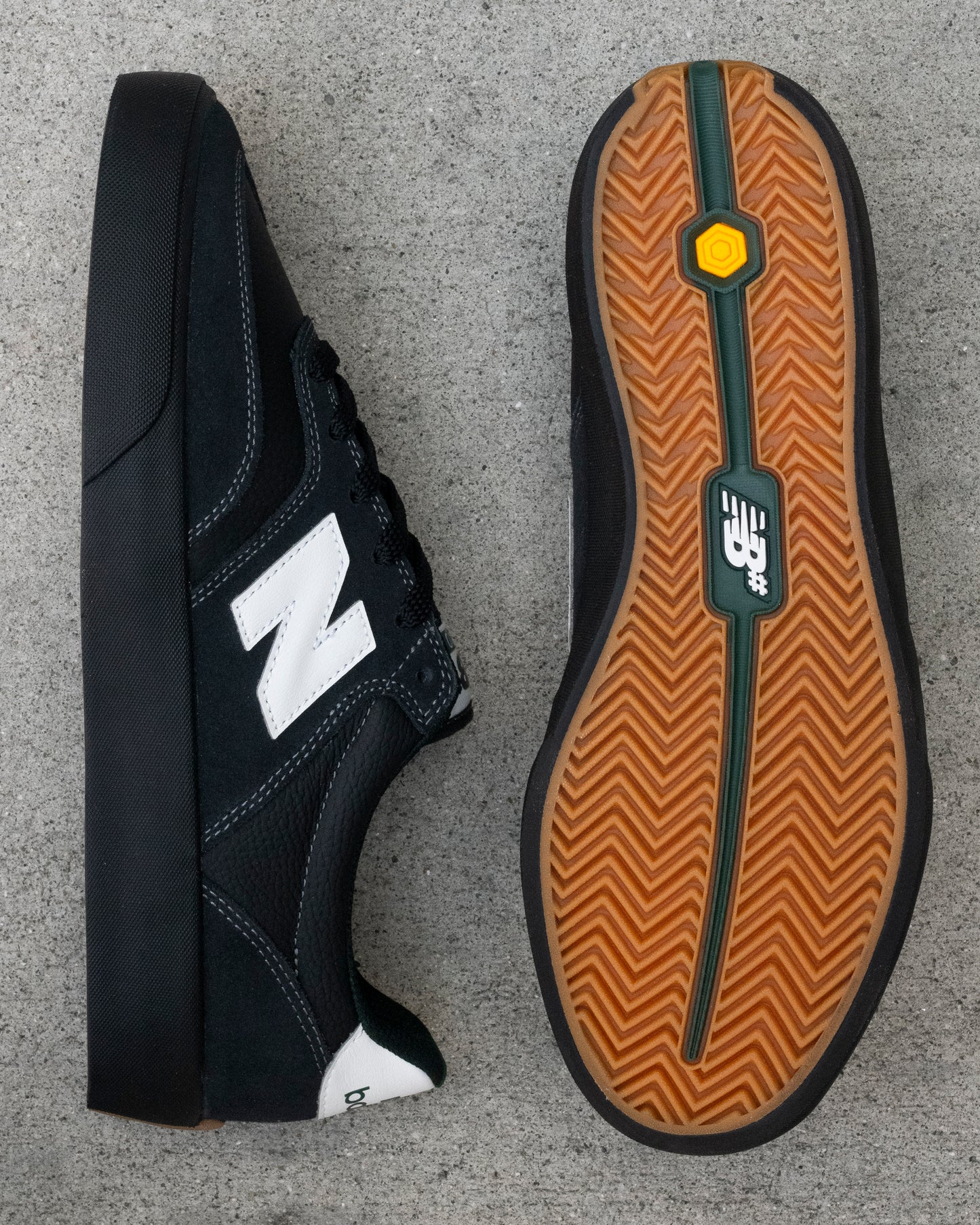 New Balance | Numeric 340 - Black/White
