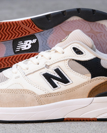 New Balance | Numeric Andrew Reynolds 933 - Brown/White - Quicksand/Seasalt (WIDE)