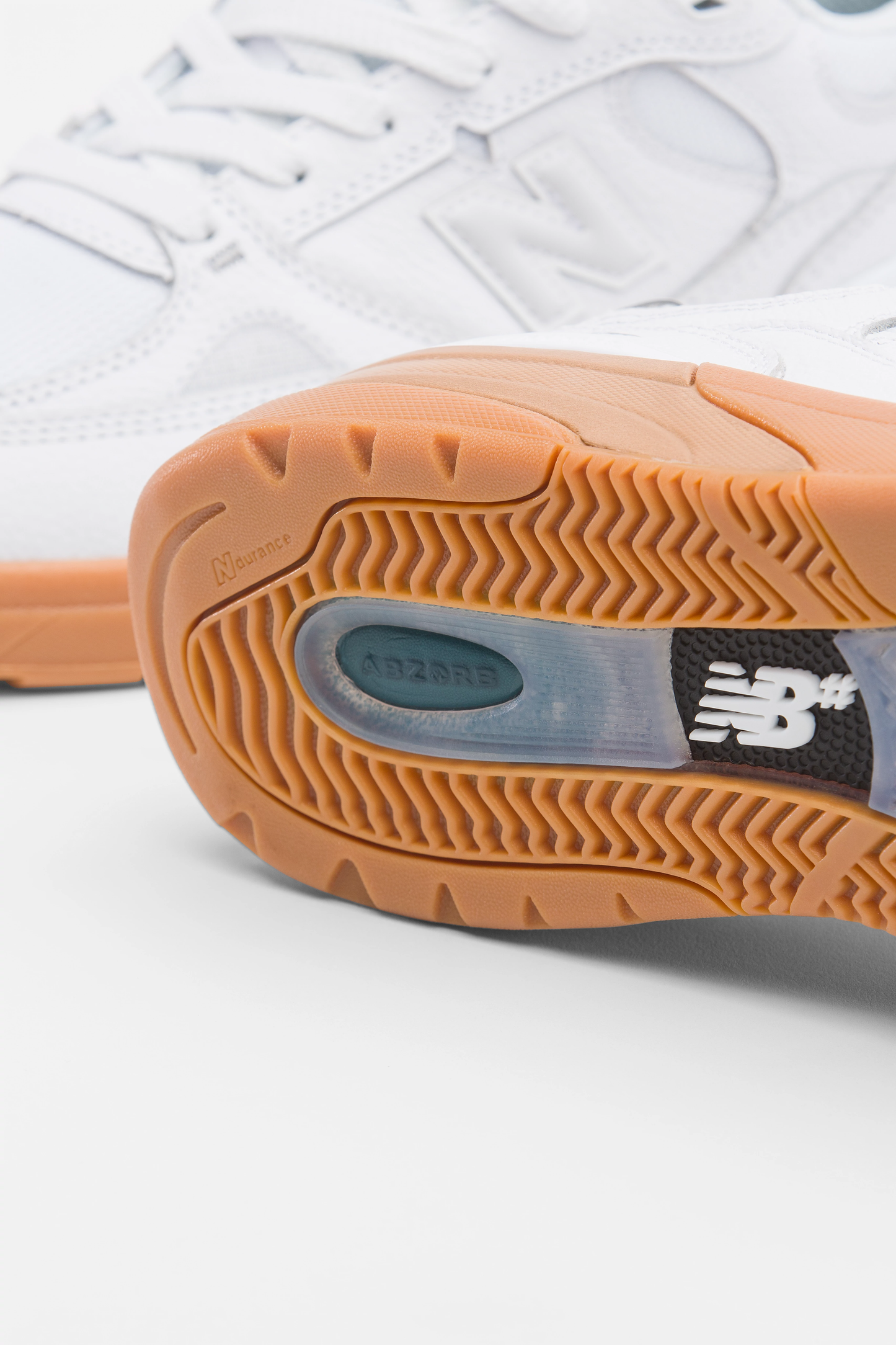 New Balance | Numeric Andrew Reynolds 933 - White/Gum (WIDE)