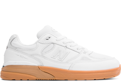 New Balance | Numeric Andrew Reynolds 933 - White/Gum (WIDE)