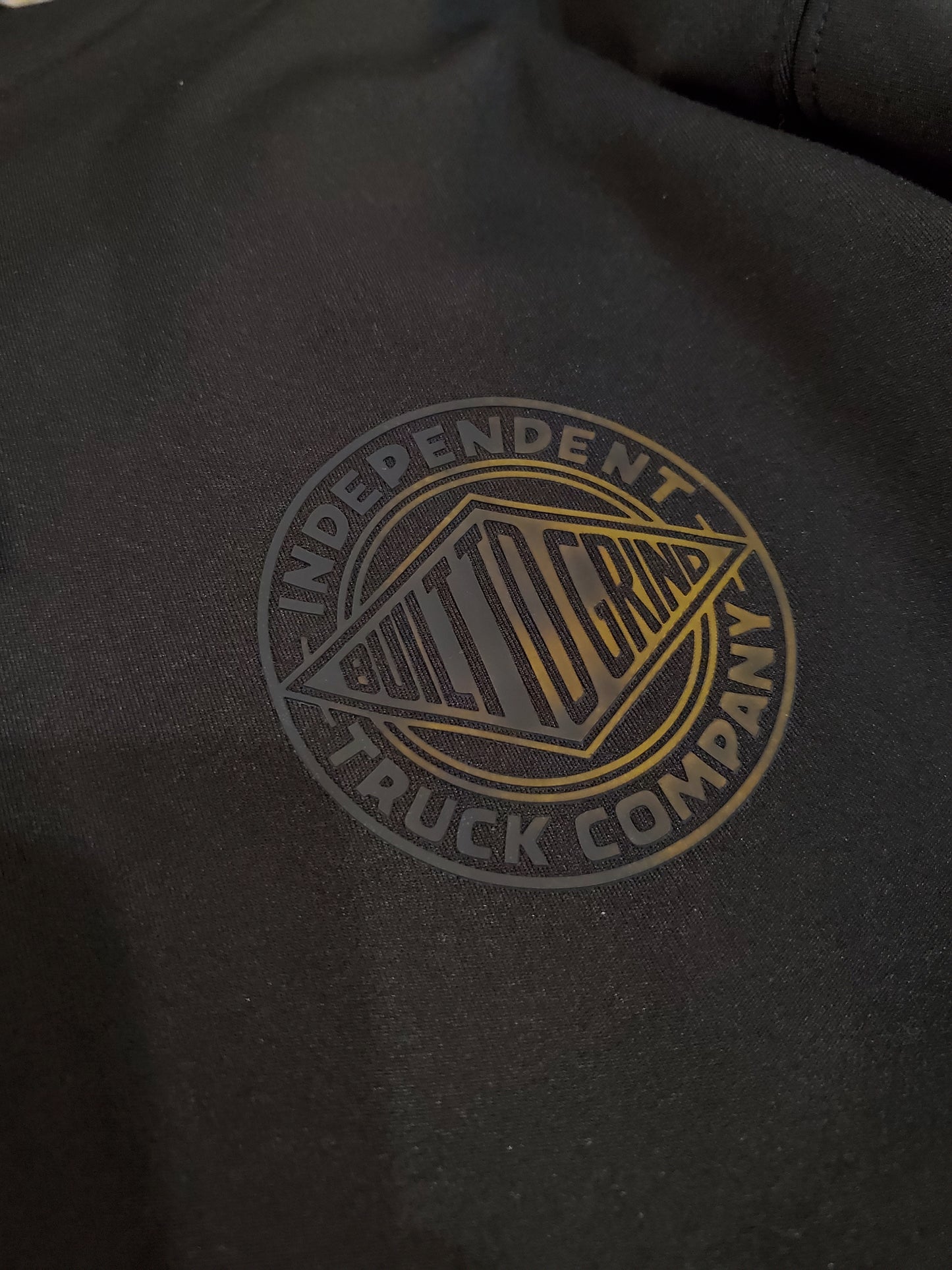 Independent | Clipper Zip Midweight Hoodie - Black (DISCOLORED CHEST LOGO)