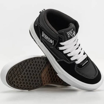 Vans | Skate Half Cab Wafflecup - Black/White