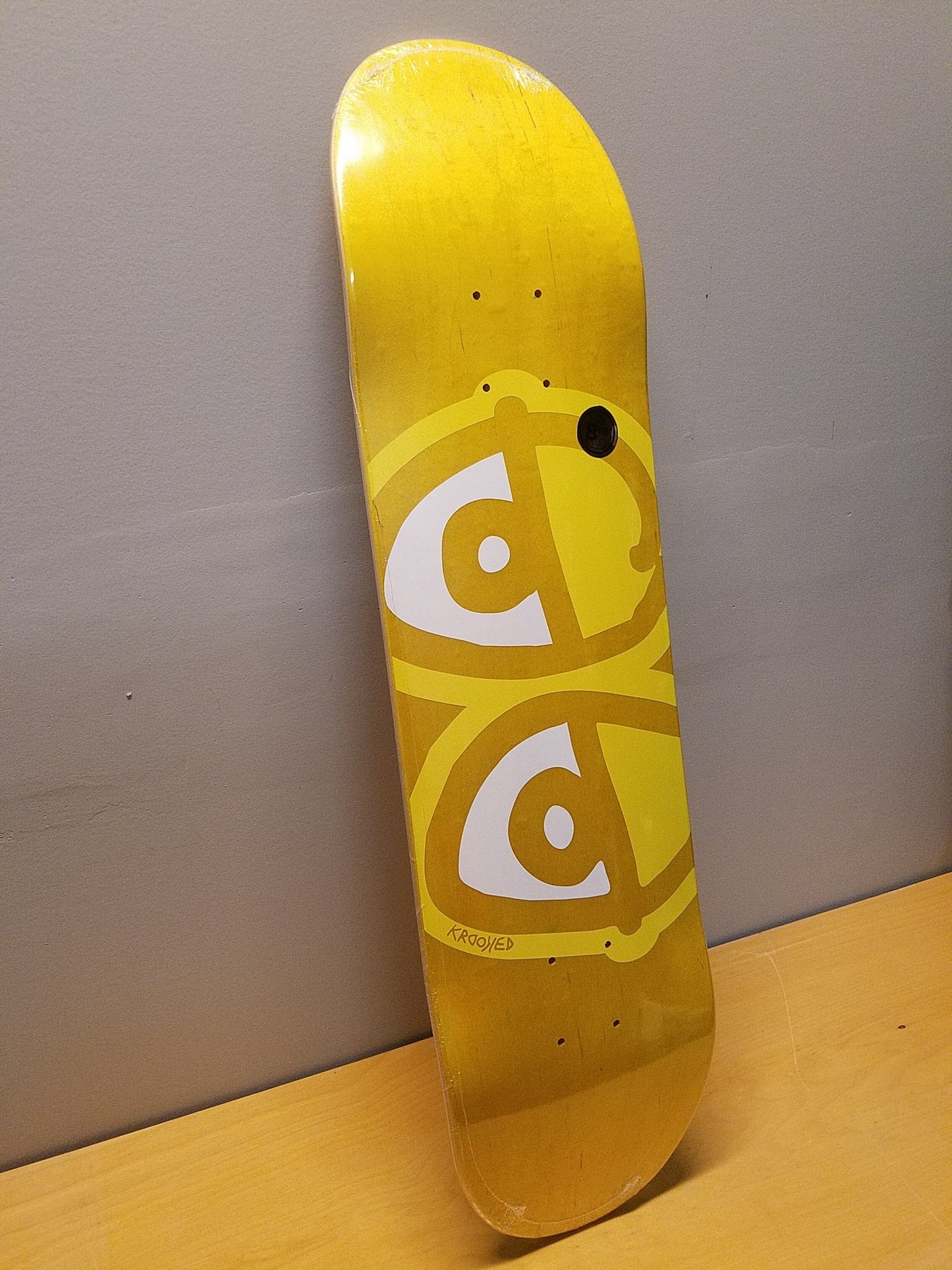 Krooked | 8.0" - Eyes Yellow Stain Deck