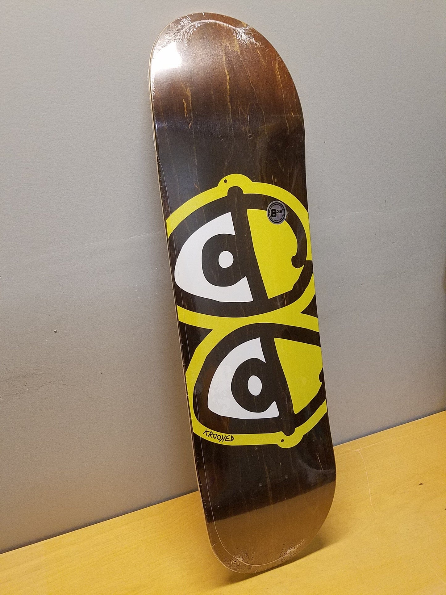 Krooked | 8.375" - Eyes Brown Stain Deck