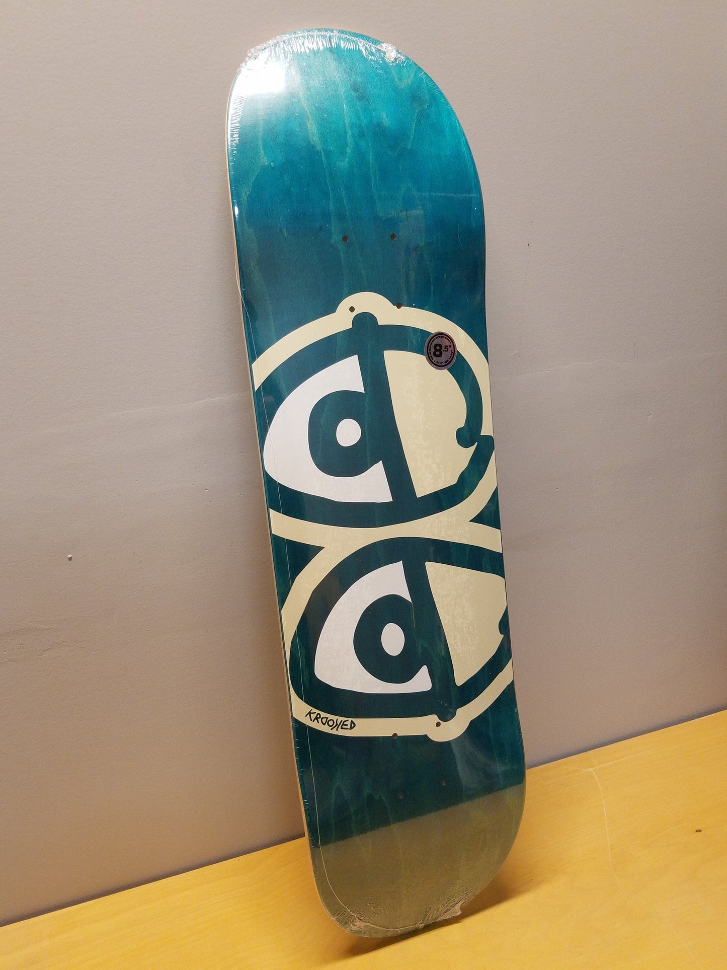 Krooked | 8.5" - Eyes Teal Deck